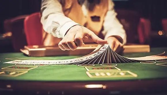 555bet Live Casino roulette Eropa meja putar langsung dealer cantik profesional